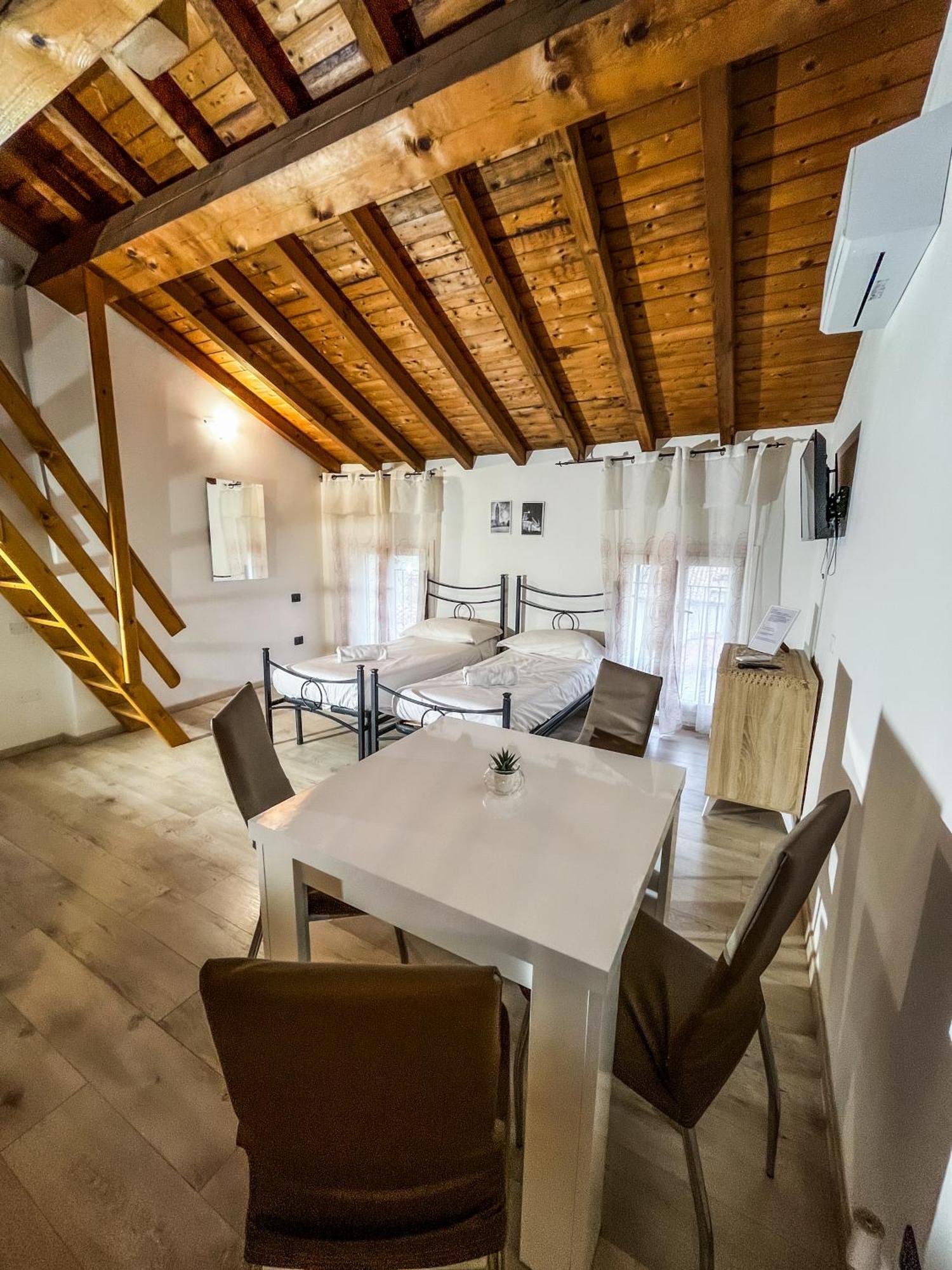 Апартаменты House Brennero 29 Карпи Экстерьер фото